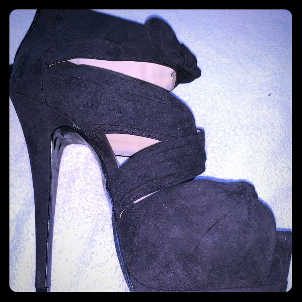 Quite stylistic achievement in an gorgeous shoe
